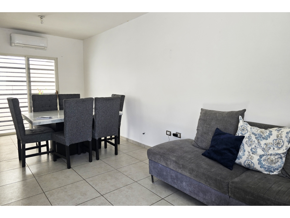 Casa RENTA semi-amueblada en Real del Sol VI RCR647939 - 2