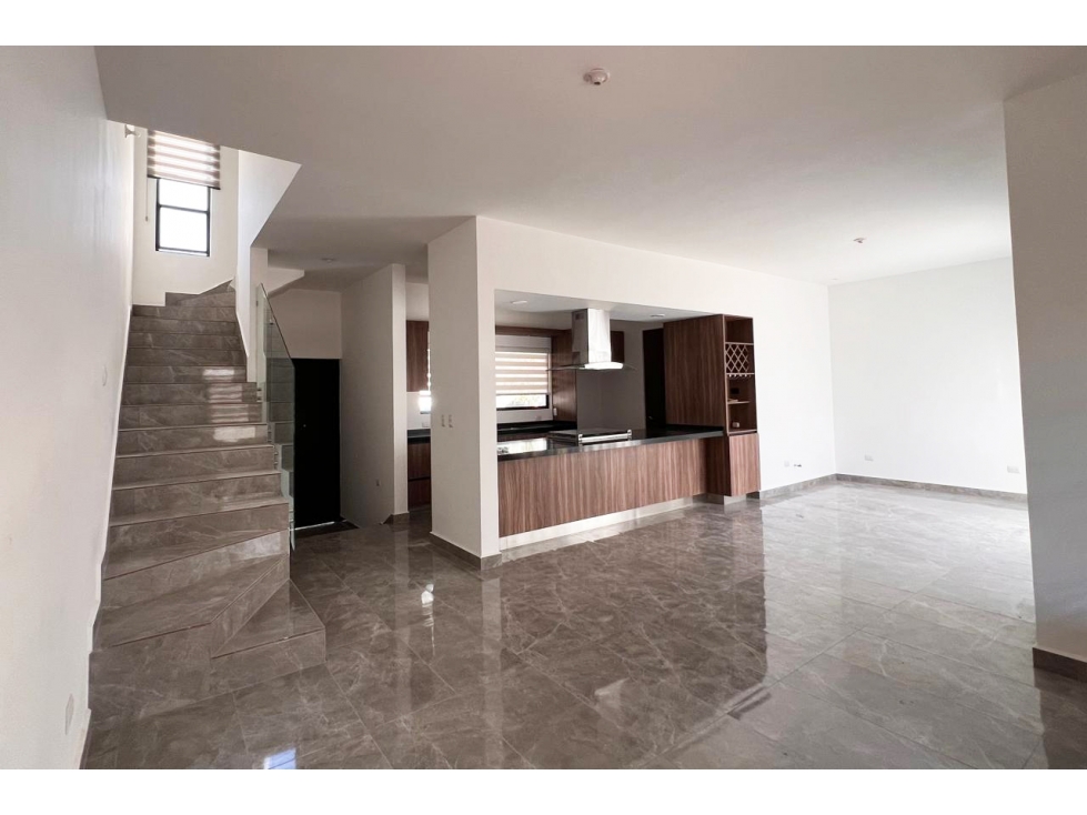 Casa en RENTA en Fracc. Alyssa RCR661035 - 2