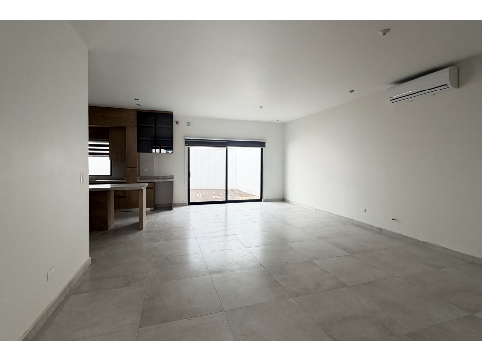 Casa Nueva en RENTA en Privanzas Calizas RCR680912 — foto 2