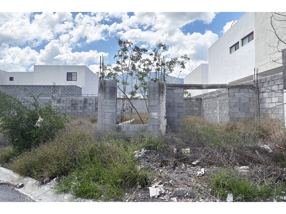 Se VENDE Terreno en Fracc. Santa Elena 1er Sec. Arteaga RTV685707 — foto 2