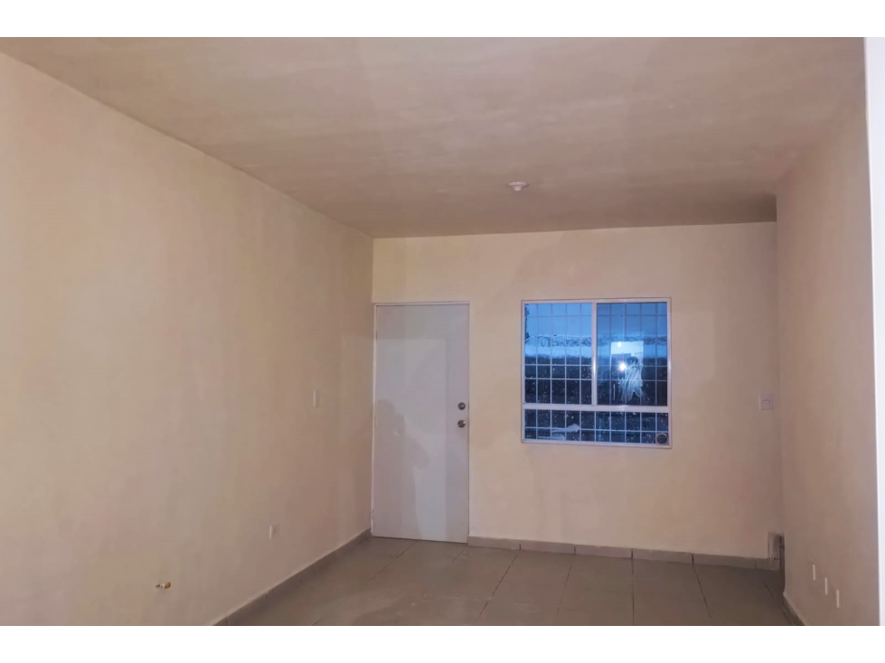 Casa en Renta sin amueblar en Fracc. Prados de San José - 2