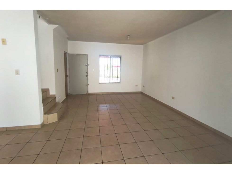 Renta de Casa sin amueblar en Parajes de Santa Elena RCR692744 — foto 2