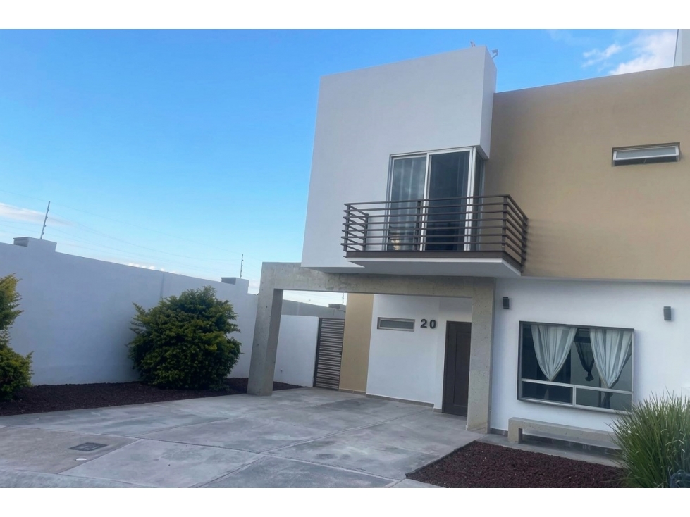 Casa en Renta sin amueblar en Fracc. Terranova RCR367411 - 1