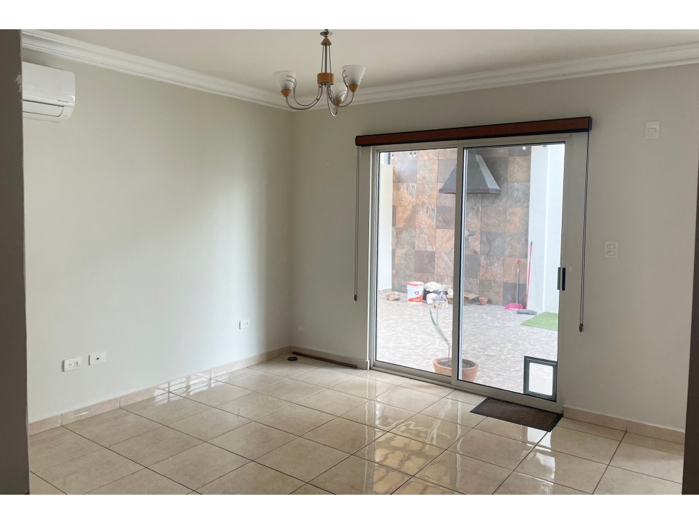 Casa en RENTA en Privanzas del Campestre (Marsella) RCR627748 - 3