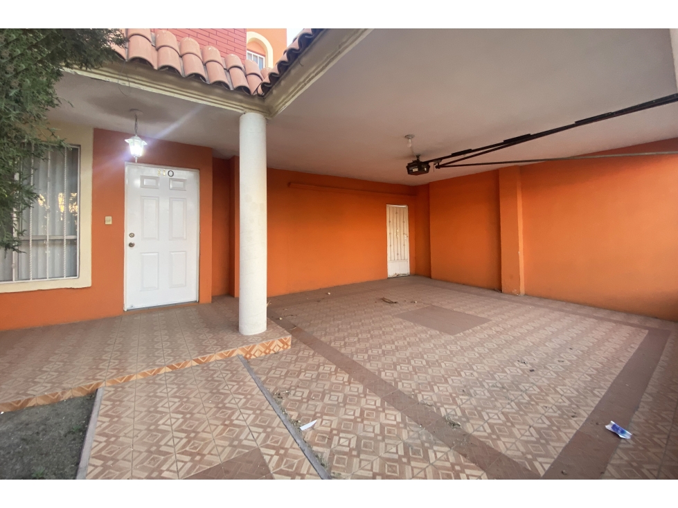 Casa en RENTA en Jardines Coloniales RCR633976 - 3