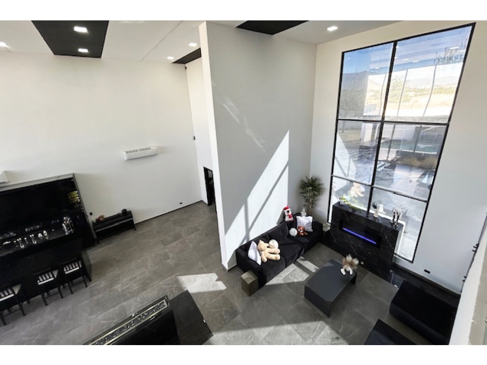Casa en Venta en Residencial Torrealta RCV639270 — foto 3