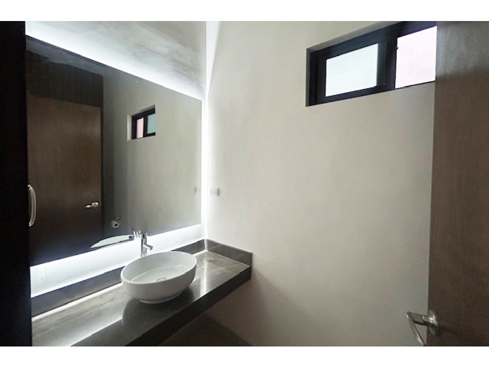Estrena Casa en RENTA en Privanzas del Campestre RCR647912 — foto 3