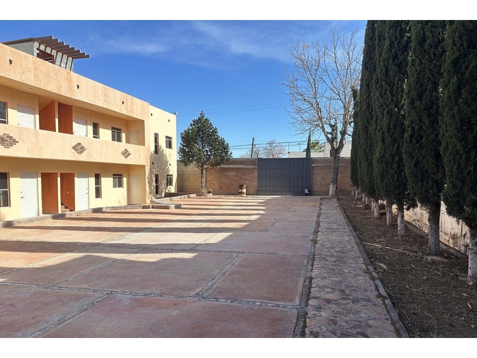 Edificio con departamentos en Venta en Lomas de Lourdes REV671033 - 3