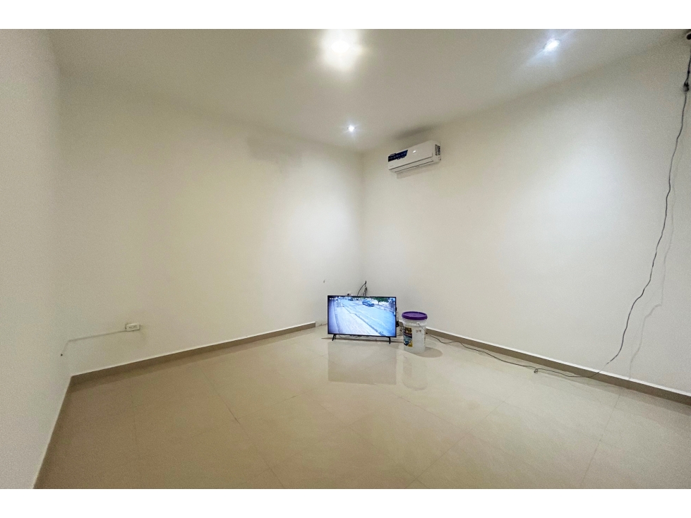 Casa en RENTA con alberca en Valle Real RCR677218 — foto 3