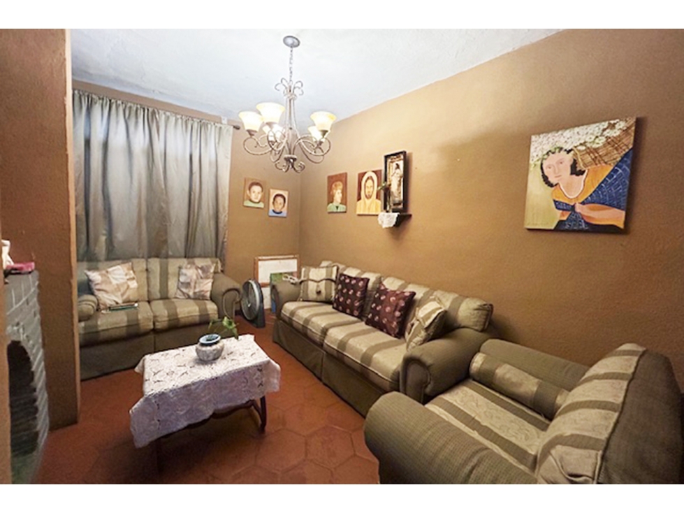 Oportunidad Casa amplia en VENTA por Blvd. Sarmiento RCV677361 — foto 3