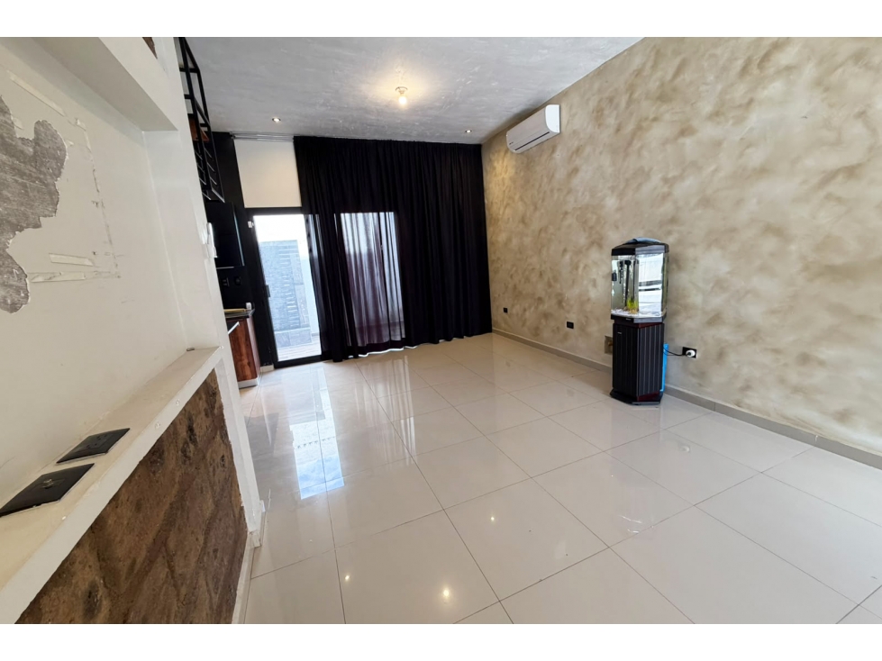 Casa en Renta al Sur en Fraccionamiento Cazadores RCR690571 - 3