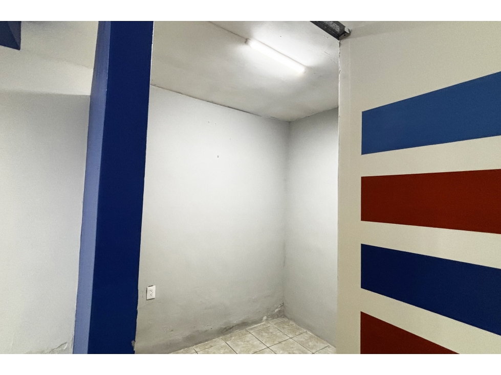 Local en RENTA sobre Blvd. Minería CLR690647 - 3
