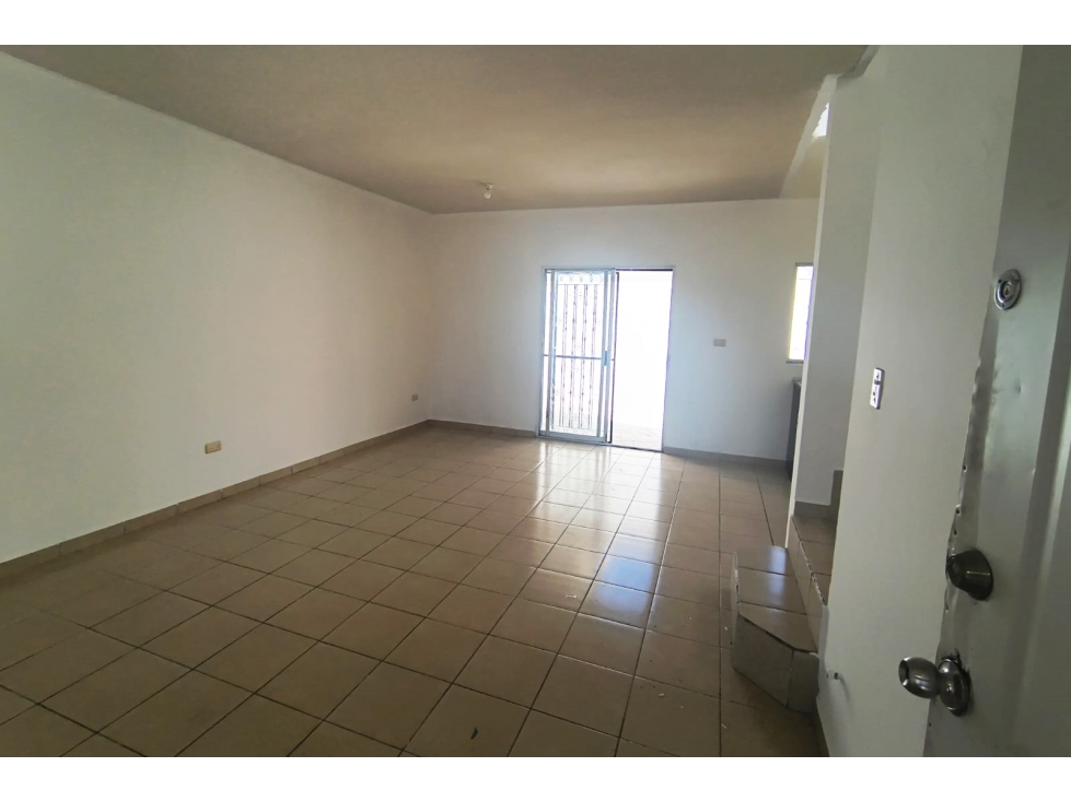 Renta de Casa sin amueblar en Parajes de Santa Elena RCR692744 — foto 3