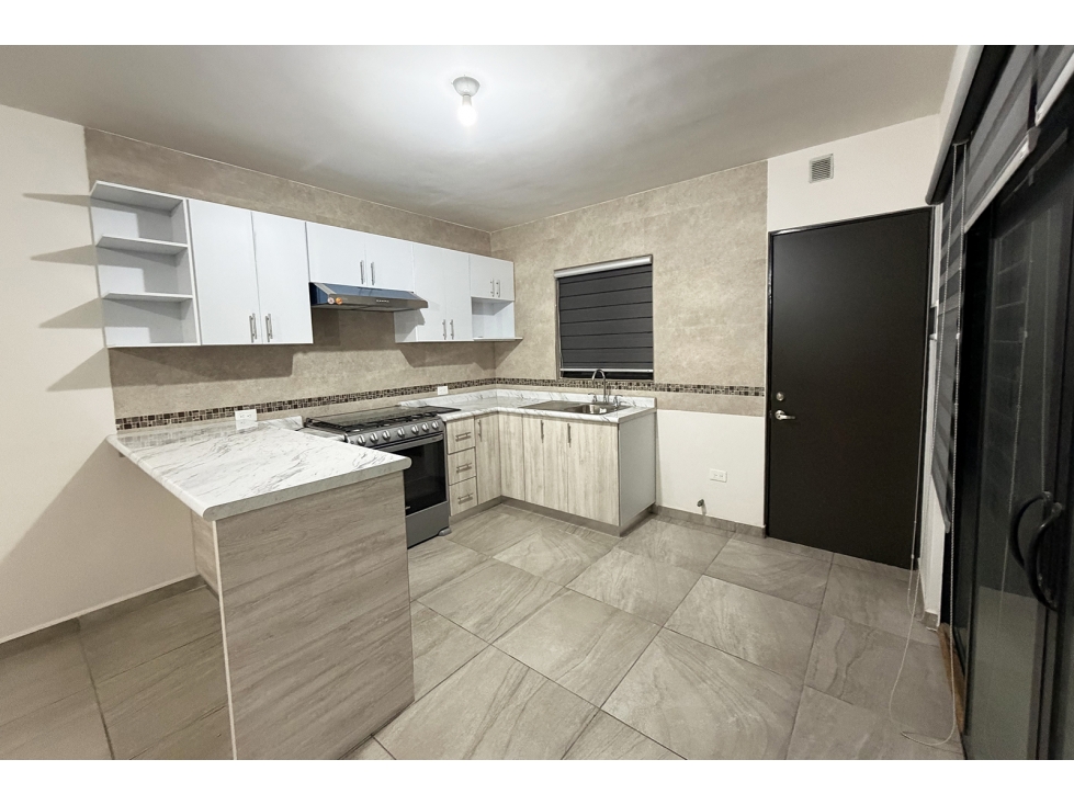 Casa Nueva en RENTA en Hacienda La Aurora RCR692991 — foto 3