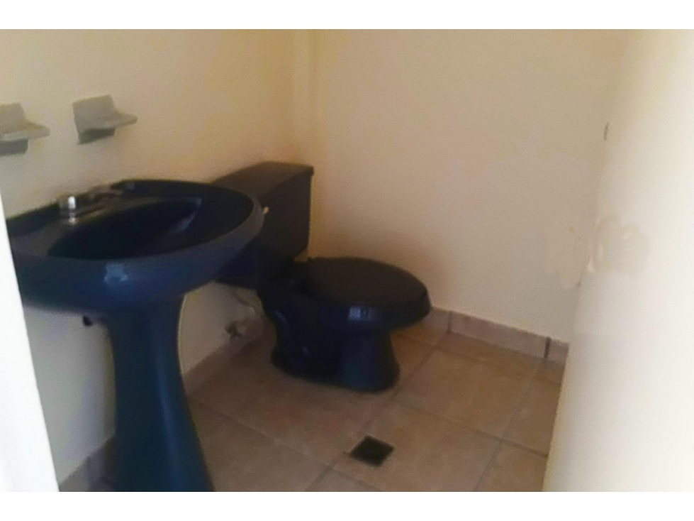 Locales en Planta alta en Plaza del Valle CLR424907 — foto 4