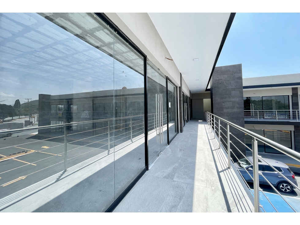 Local comercial en esquina en RENTA en Ramos CLR691021 - 4