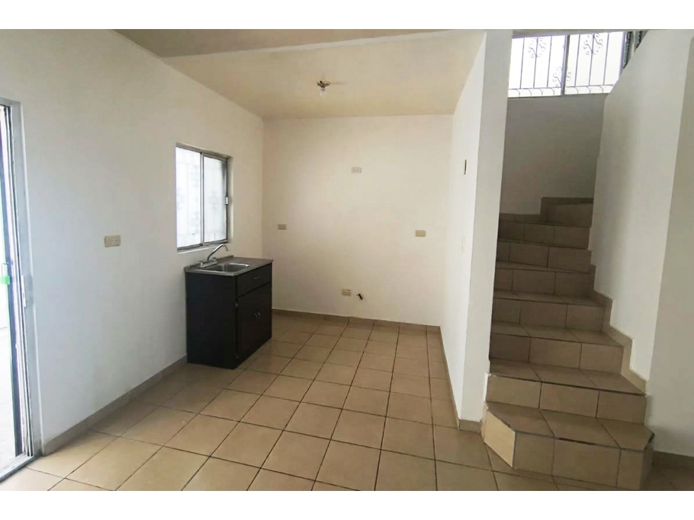 Renta de Casa sin amueblar en Parajes de Santa Elena RCR692744 — foto 4