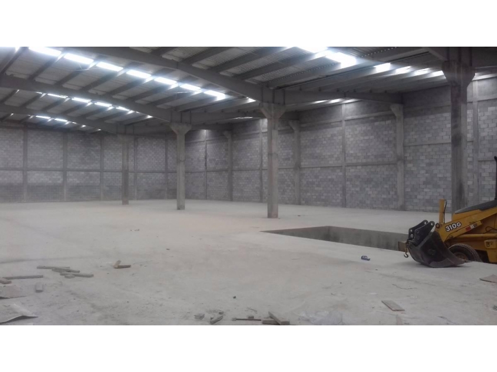 Bodega en RENTA a espaldas de Plaza Sendero CBR370143 - 5