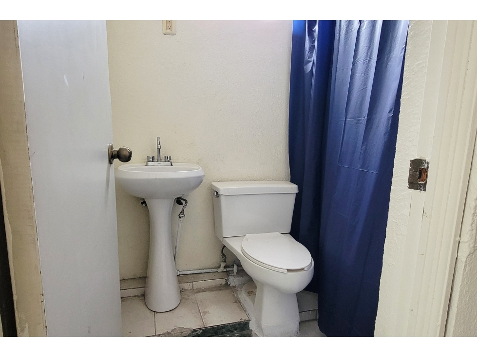 Local comercial en VENTA en col. Cumbres CLV652245 - 5