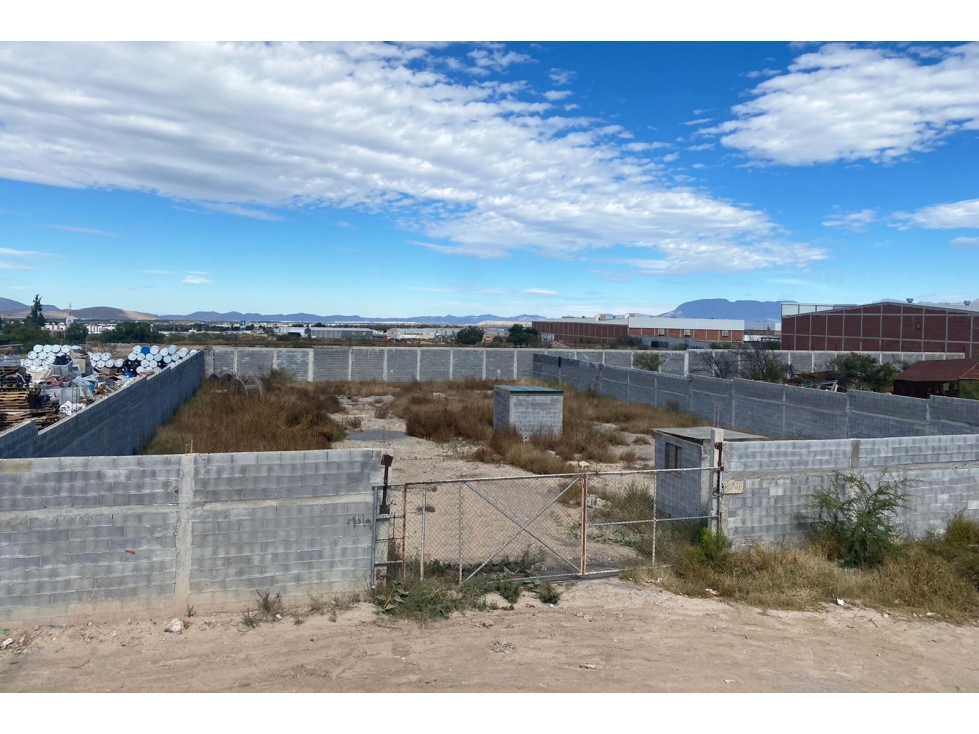 Terreno en VENTA a una cuadra de Blvd. Fundadores ITV653995