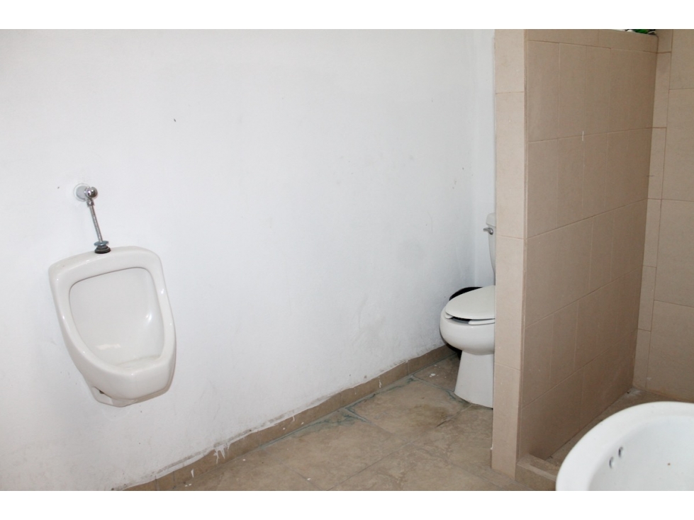 Bodega industrial RENTA a 200m de Lib. Óscar Flores Tapia IBR654865 - 6