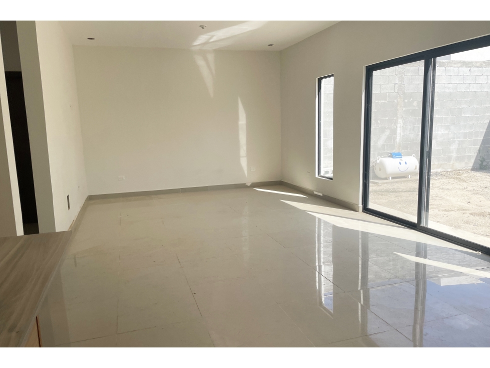 Casa en RENTA a estrenar en Fracc. Santa Elena RCR666613 — foto 5