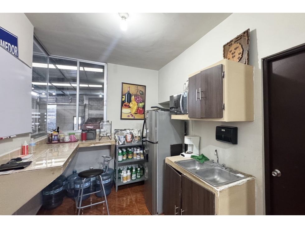 Bodega en VENTA abajo del Distribuidor El Sarape? CBV688696 - 5