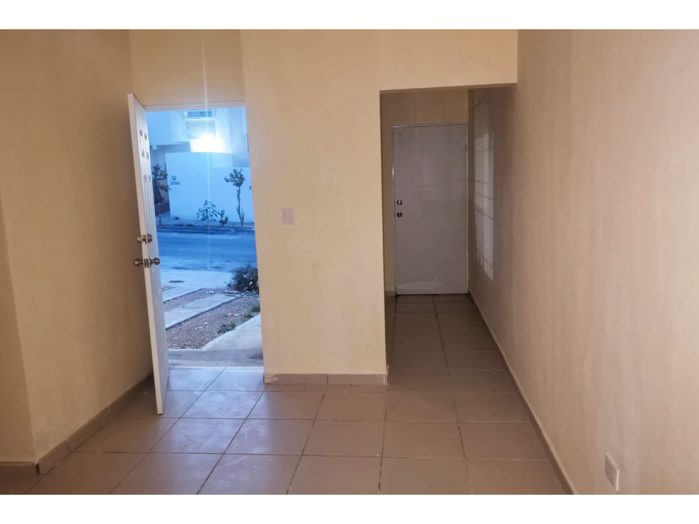 Casa en Renta sin amueblar en Fracc. Prados de San José - 5