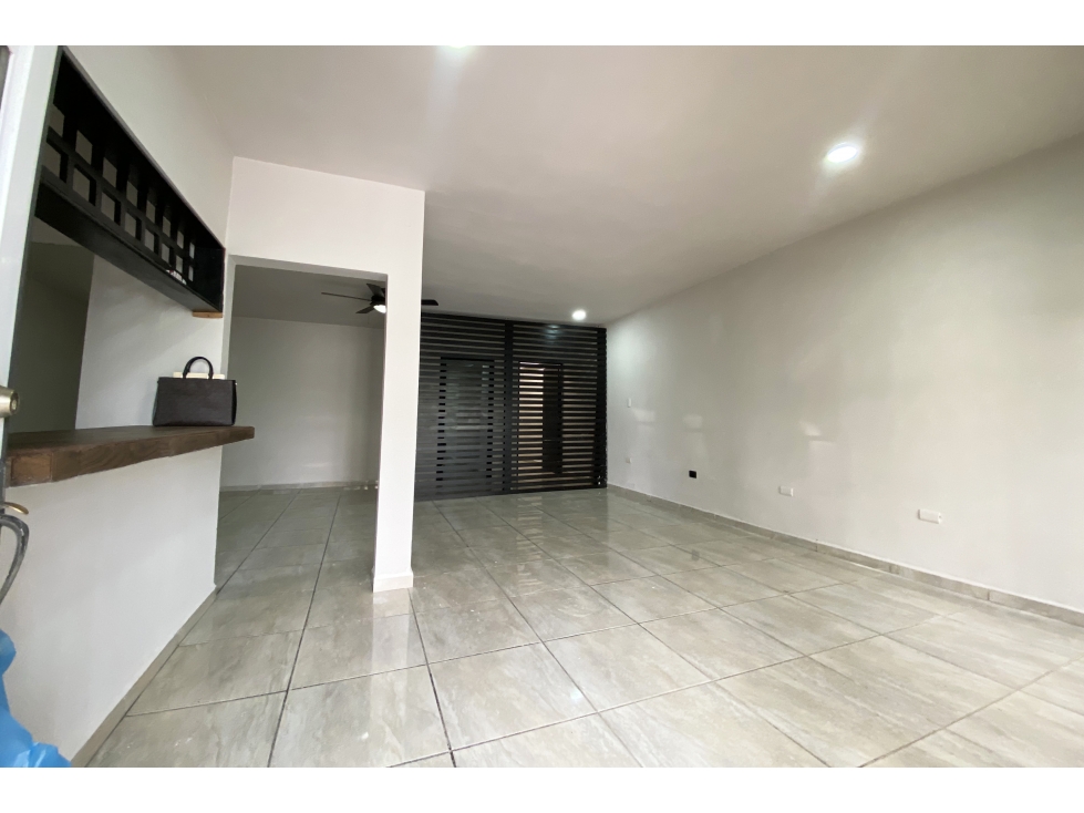 RENTA Casa 1 piso en Manantiales del Valle RCR690786 — foto 5