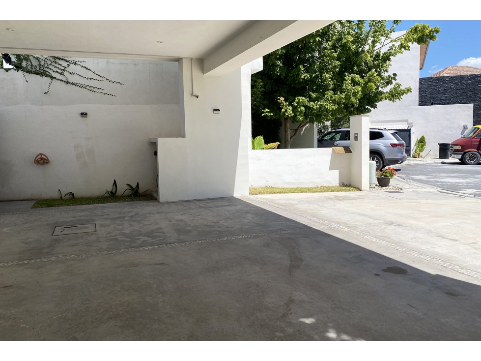 VENTA de Casa en Fracc. Canteras RCV691049 - 5