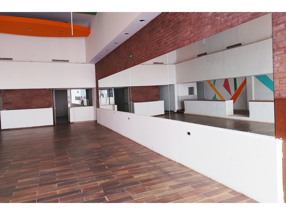 Local en RENTA en Plaza Capital CLR691173 - 5