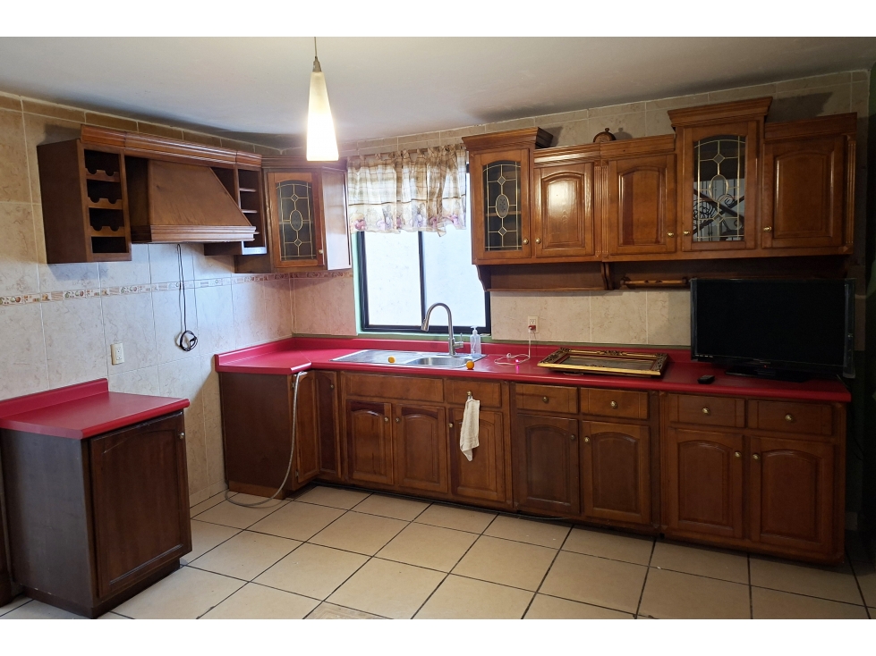 Amplia Casa en RENTA en el Centro de la Ciudad RCR678988 — foto 6