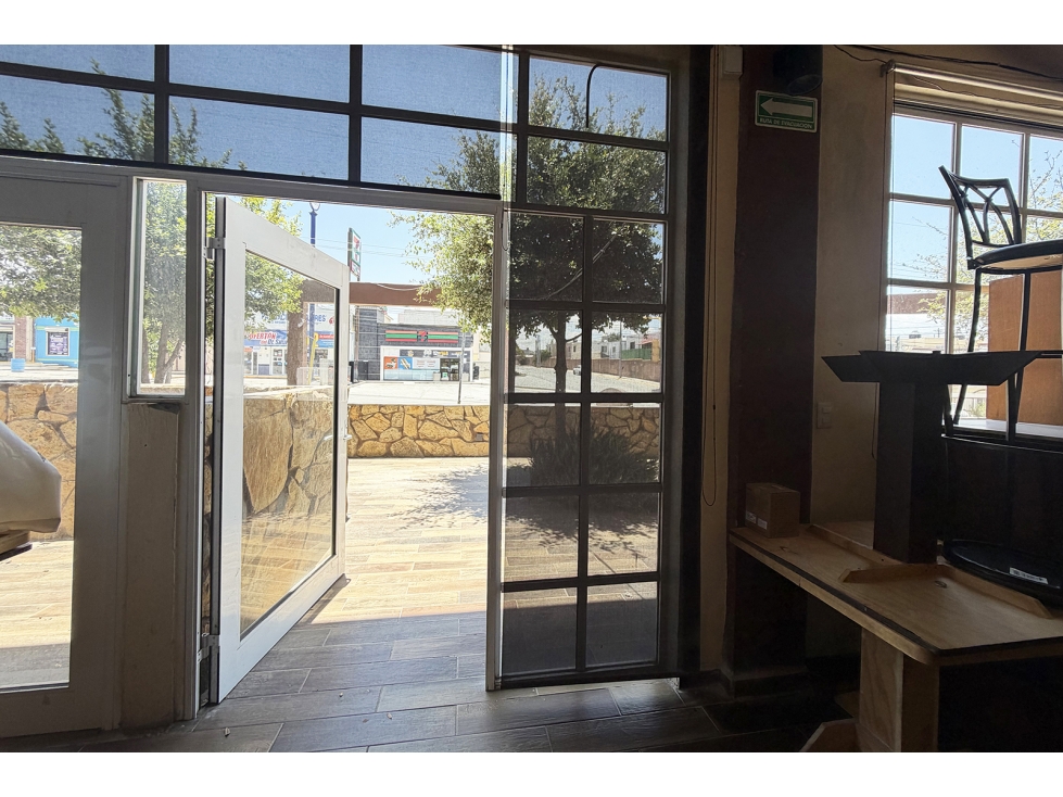 Local en RENTA sobre Blvd. Manuel Acuña en Ramos Arizpe CLR680106 - 6