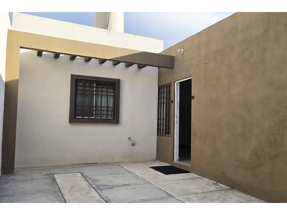 Casa en RENTA en Valle del Oriente Sec. D RCR534375 - 2