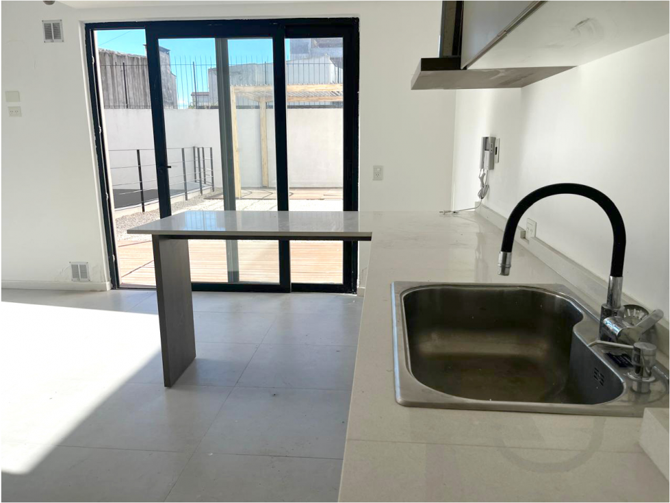 DPTO de un Dormitorio de Categoria - Edificio Dinamarca - Tandil - 2