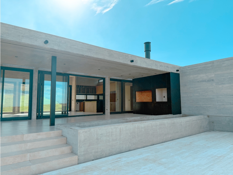 CASA EN VENTA A ESTRENAR EN TANDIL -BARRIO CERRADO ALTOS AIRES - 4