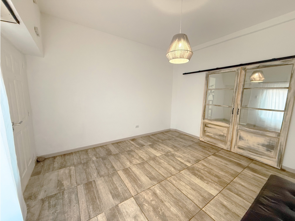 CASA DE 3 HABITACIONES CON JARDIN Y GARAGE EN TANDIL - 3