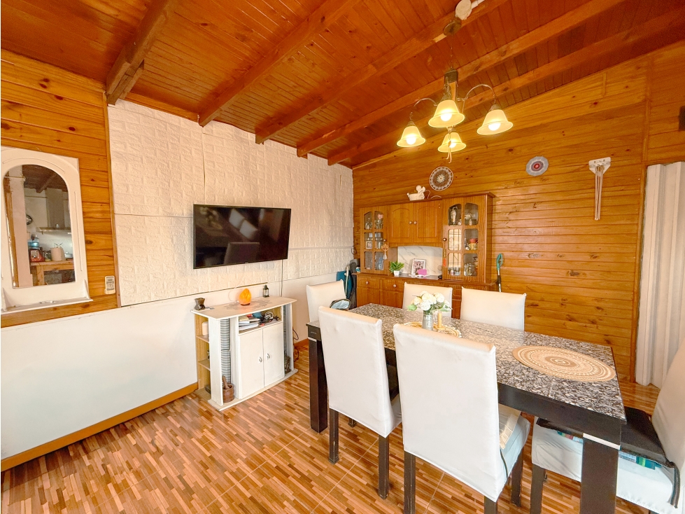EN VENTA CASA + DOS DEPARTAMENTOS - TANDIL — foto 3