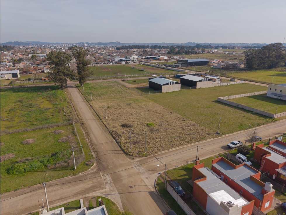 SE VENDE LOTE EN TANDIL - ZONA AV. ACTIS - 5