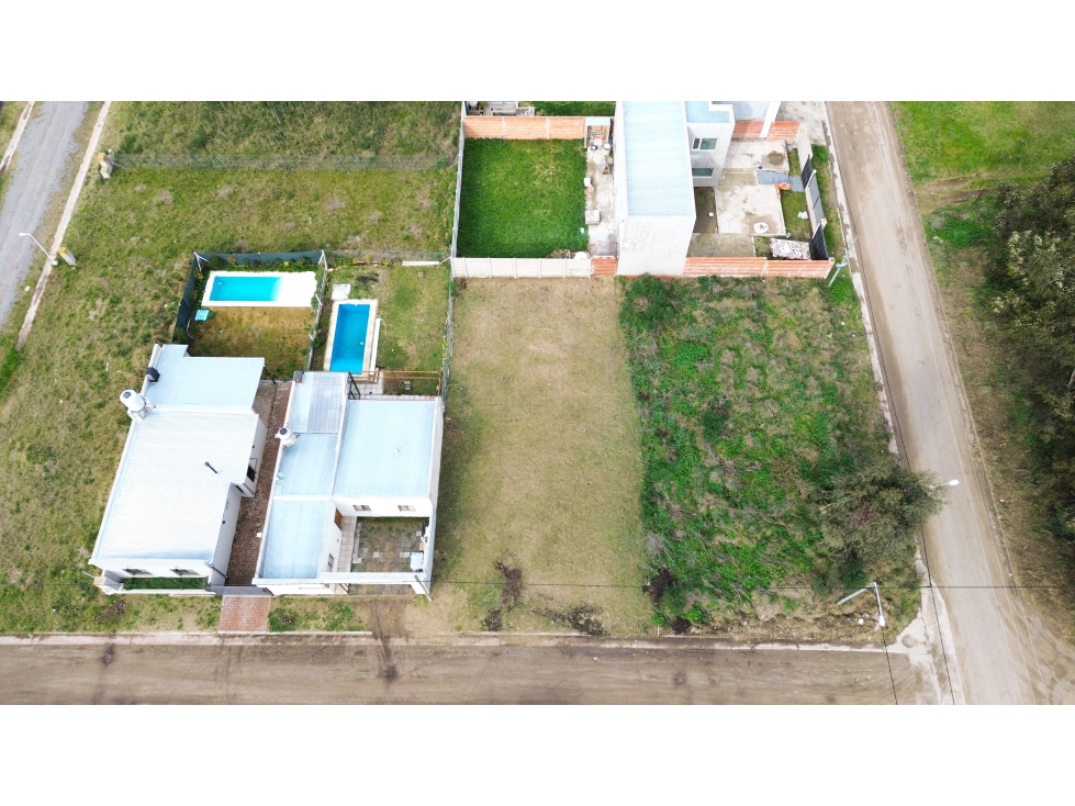 LOTE EN VENTA CON TODOS LOS SERVICIOS -TANDIL - 3