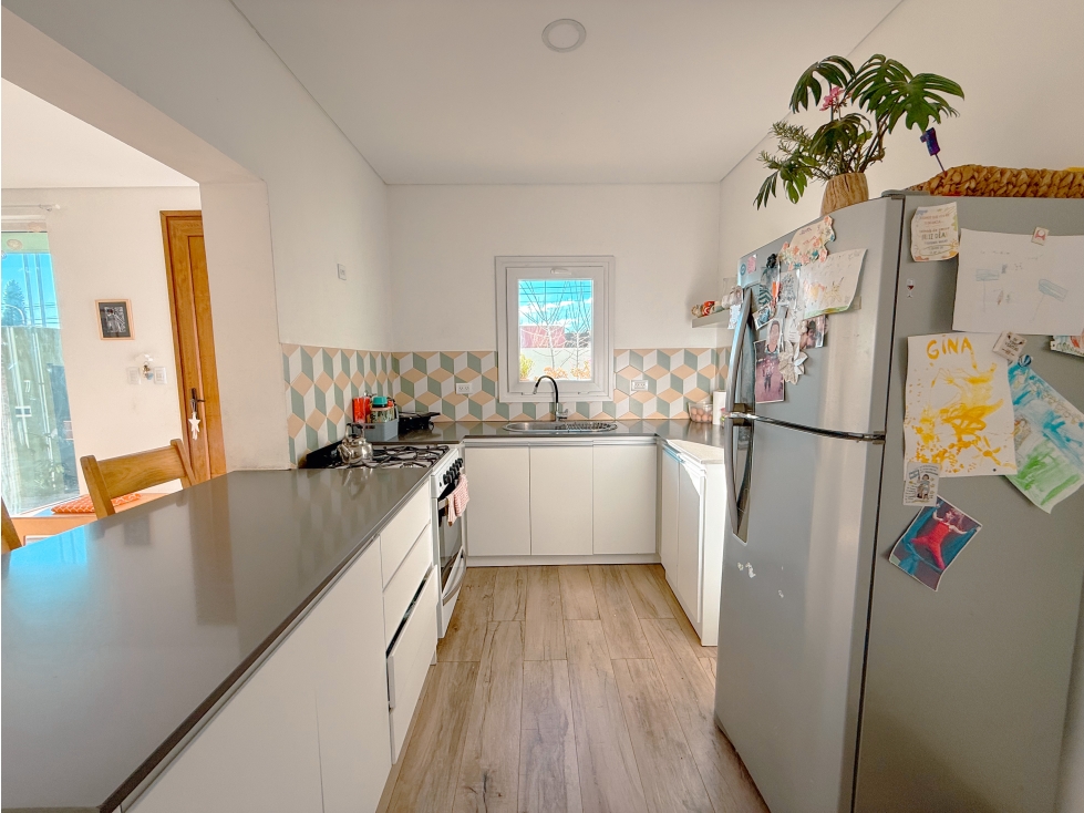 CASA 3 DORMITORIOS, 2 BAÑOS Y GARAGE EN TANDIL - 5