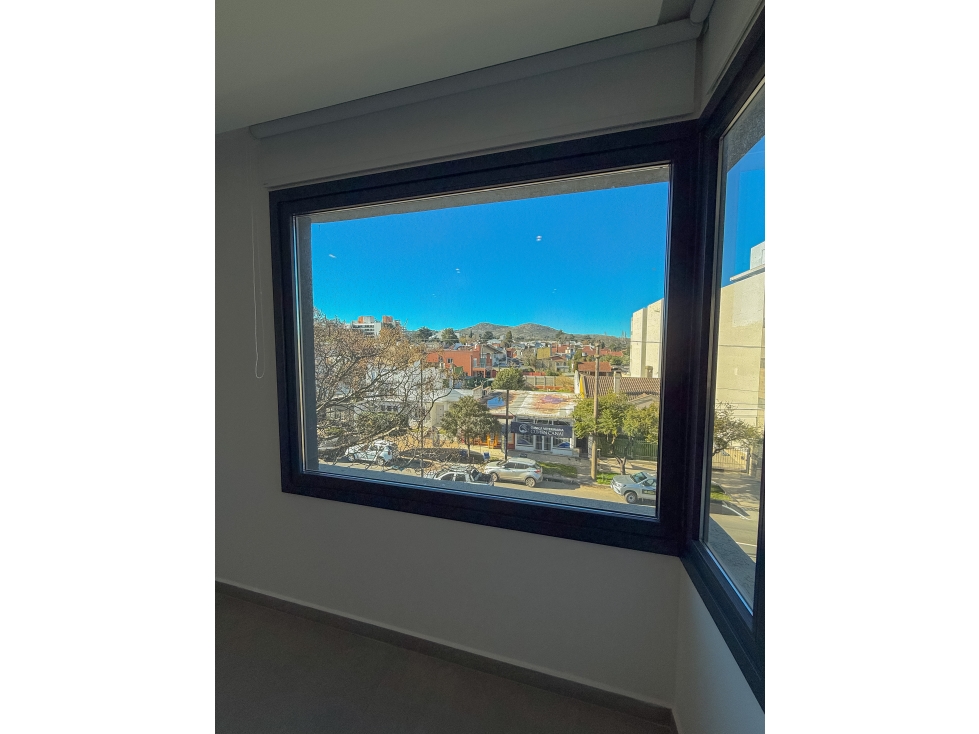 DEPARTAMENTO 3 AMBIENTES CON COCHERA Y VISTA LAS SIERRAS — foto 6