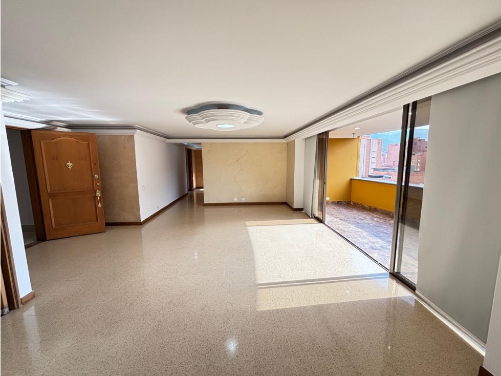 VENTA AMPLIO APARTAMENTO TERRAZAS LAURELES IGLESIA SANTA TERESITA