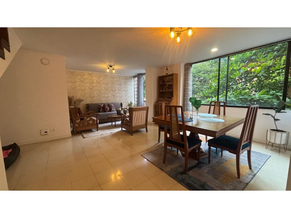 VENTA APARTAMENTO DUPLEX LAURELES CERCA IGLESIA SANTA TERESITA