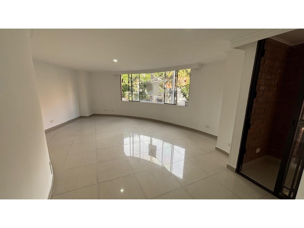 VENTA APARTAMENTO DUPLEX 125 M2 CERCA IGLESIA SANTA TERESITA LAURELES