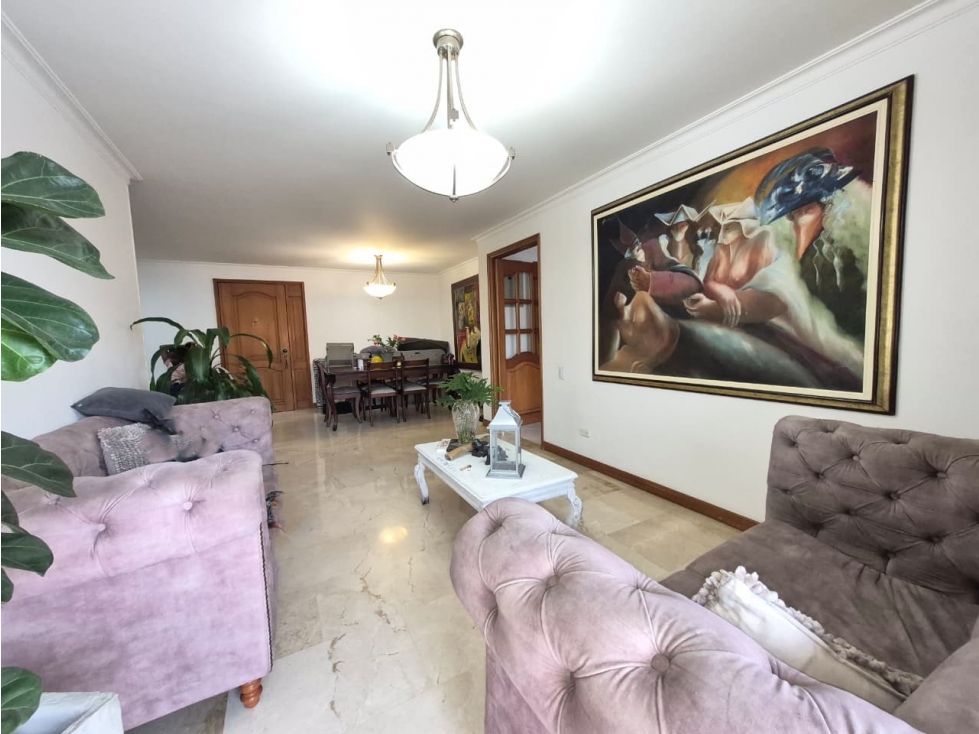 VENTA APARTAMENTO 108 M CERCA IGLESIA SANTA TERESITA LAURELES PISCINA