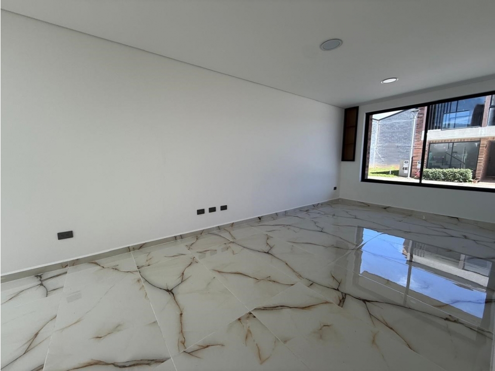 VENTA DE CASA NUEVA UNIFAMILIAR DE DOS NIVELES EN LA CEJA ANTIOQUIA — foto 2