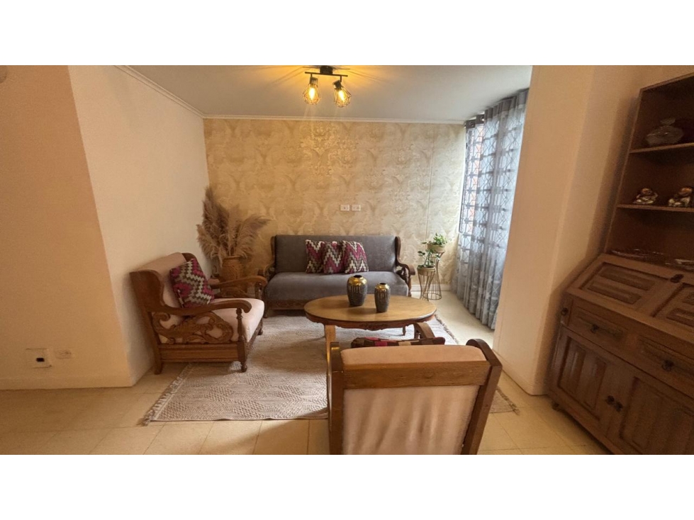 VENTA APARTAMENTO DUPLEX LAURELES CERCA IGLESIA SANTA TERESITA — foto 2