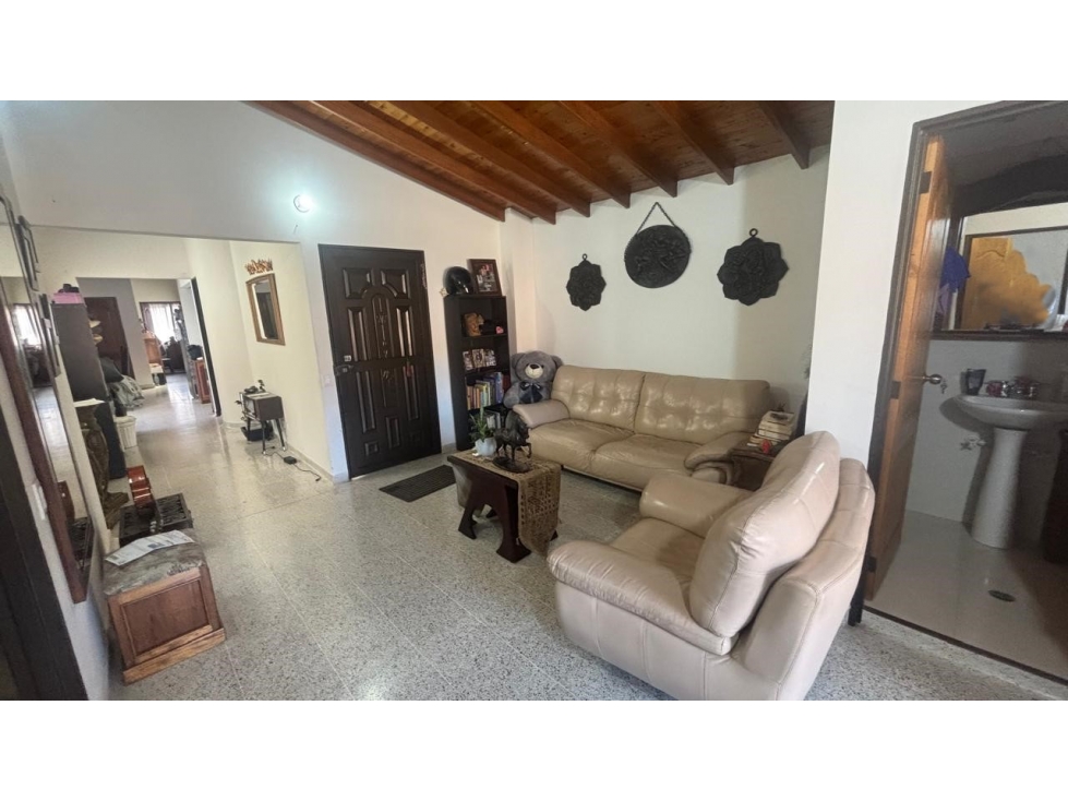 VENTA CASA EN GUARNE CERCA LA PARQUE - 147 M2 - 2