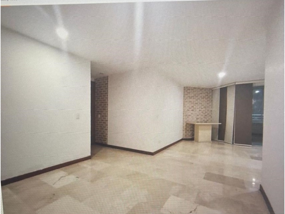 VENTA AMPLIO APARTAMENTO 132.5 M IGLESIA SANTA TERESITA LAURELES